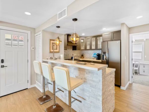 Charming Vacation Duplex in Dana Point Close to Beach Sleeps 6