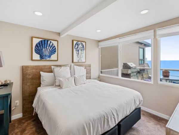 Charming Vacation Duplex in Dana Point Close to Beach Sleeps 6