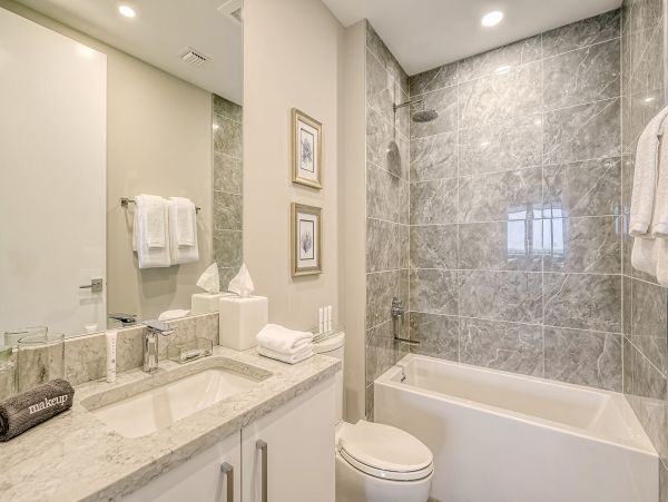 On Beach Luxury Vacation Condo Three Bedroom