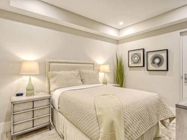 On Beach Luxury Vacation Condo Three Bedroom