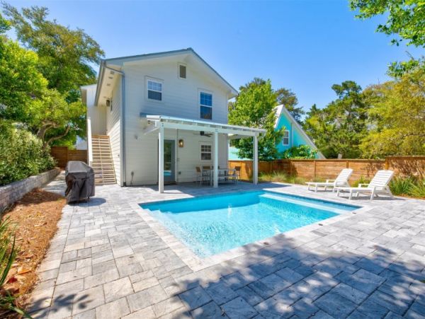 Santa Rosa Beach Vacation Home Walk to Beach
