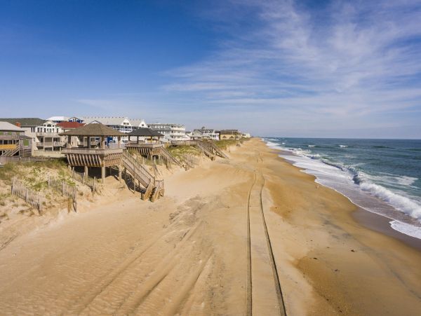 Stunning Vacation Home in Outer Banks on Beach with Pool