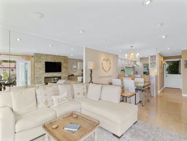 Luxury Vacation Condo in Laguna Beach Steps from the Beach