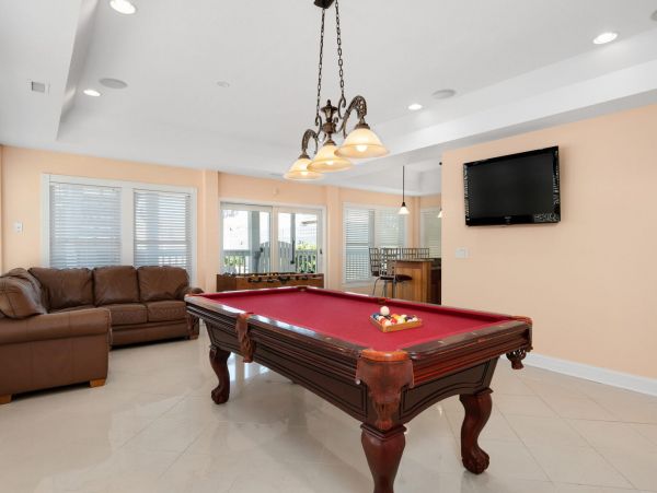 Kill Devil Hills Vacation Home Twelve Bedroom