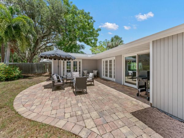 Charming 3 Bedroom Vacation Home in Sarasota