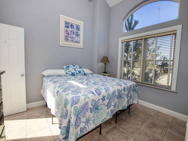 On Beach Corolla Vacation Home Seventeen Bedroom