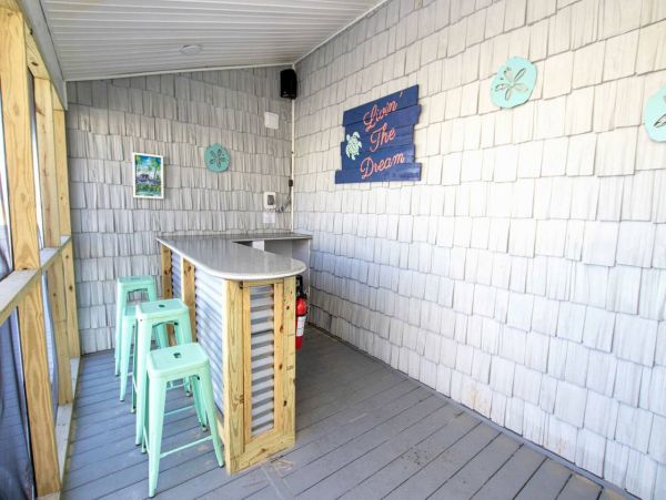 On Beach Corolla Vacation Home Seventeen Bedroom