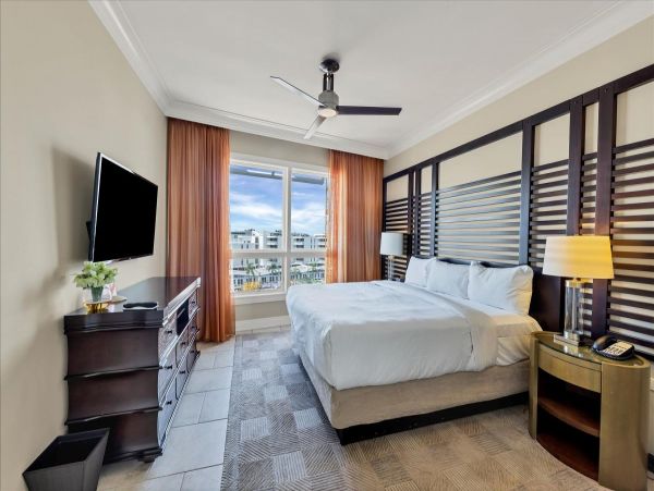Siesta Key Luxury Condo Rental - Crescent Beach Vacation Condo