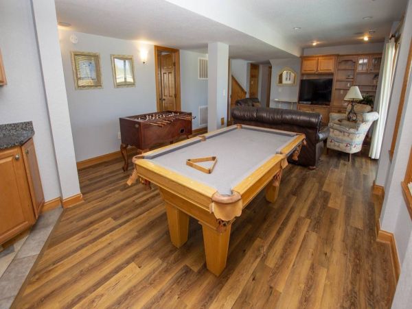 Oceanfront Corolla Vacation Home Twelve Bedroom