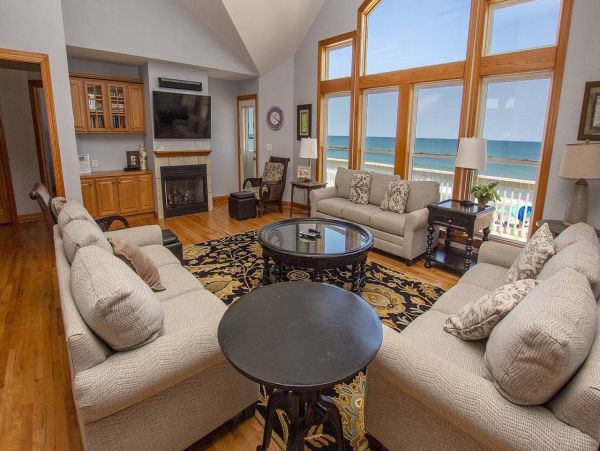 Oceanfront Corolla Vacation Home Twelve Bedroom