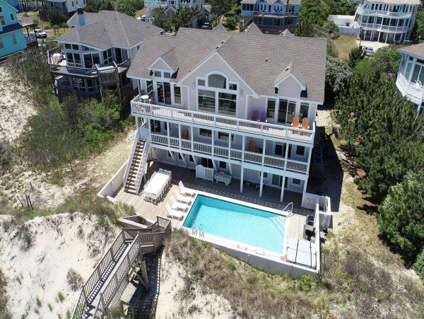 Oceanfront Corolla Vacation Home Twelve Bedroom