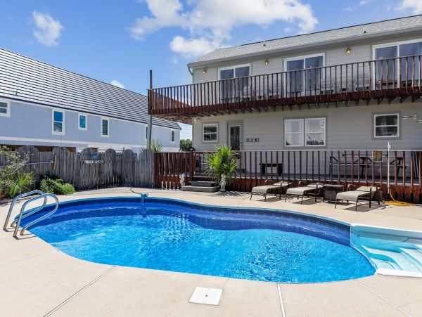 Spacious Vacation Rental on Destin