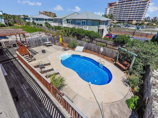 Spacious Vacation Rental on Destin