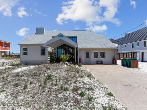 Spacious Vacation Rental on Destin
