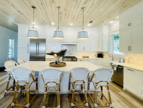 Santa Rosa Beach Vacation Home Five Bedroom Walk to Beach