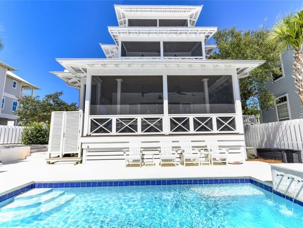 Santa Rosa Beach Vacation Home Five Bedroom Walk to Beach
