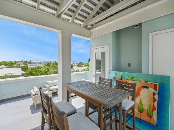 Seaside Posh Four Bedroom Vacation Rental