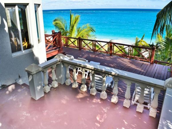 Bahamas Four Bedroom Beachfront Vacation Rental