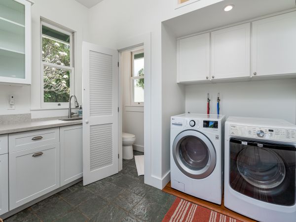 Walk to Beach Waialua Vacation Home Three Bedroom