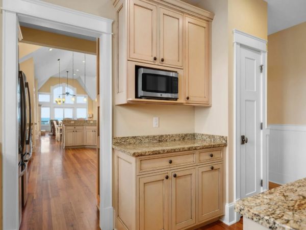 Kill Devil Hills Vacation Home Fourteen Bedroom On Beach