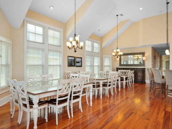 Kill Devil Hills Vacation Home Fourteen Bedroom On Beach