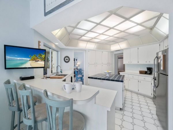 Canal-Front Vacation Home in Marco Island with Pool & Tennis Court
