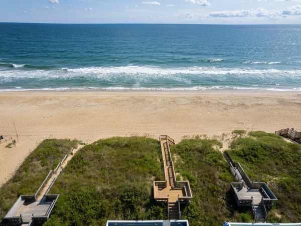 Nags Head Vacation Home Twelve Bedroom On beach