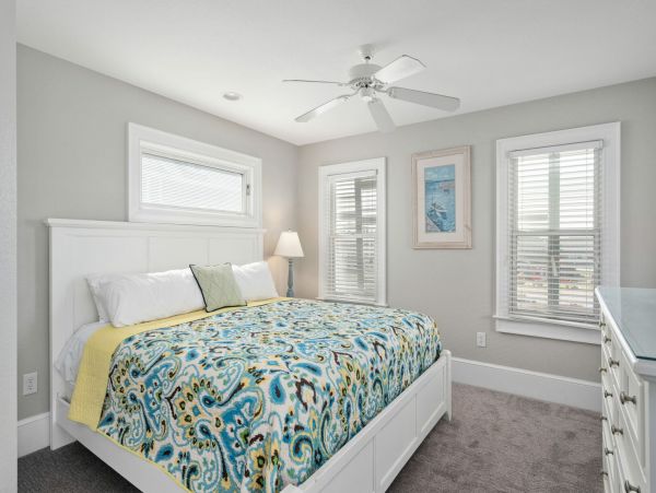 Nags Head Vacation Home Twelve Bedroom On beach