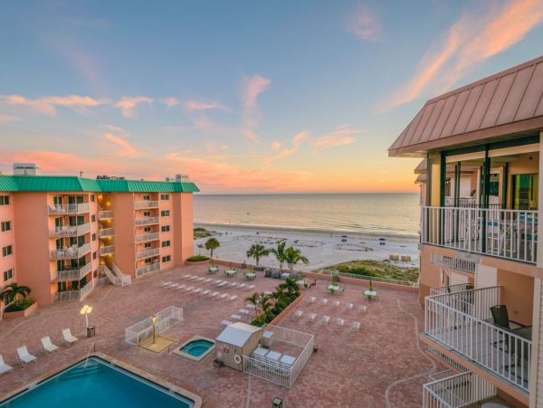 Live the Dream!  Vacation Rental Indian Shores