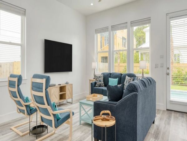 Luxury Vacation Pool Home in Destin Sleeps 20
