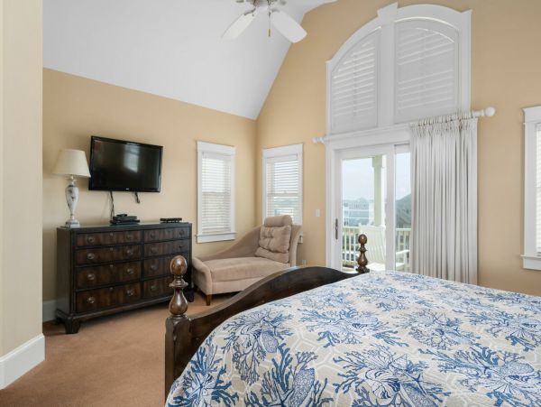 Oceanfront Kill Devil Hills Vacation Home Twelve Bedroom
