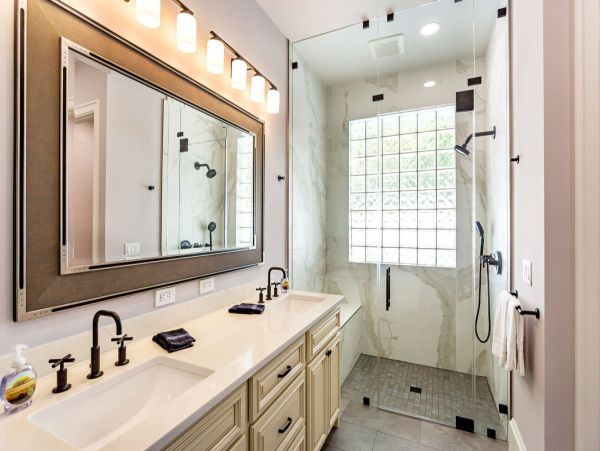 Naples 4 Bedroom Vacation Home with Private Pool