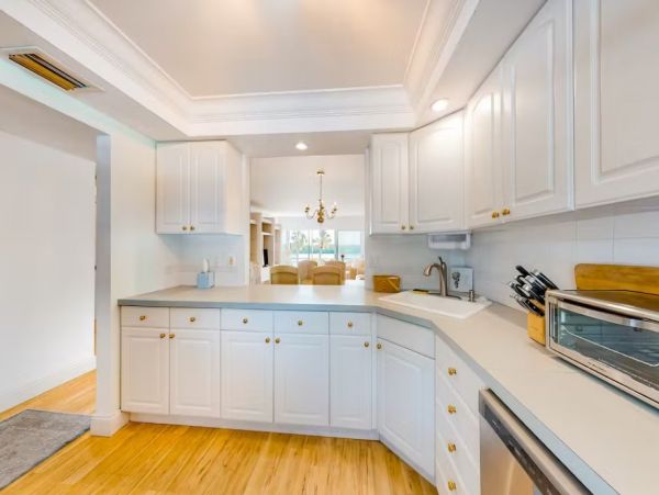 Bayfront Vacation Condo in Longboat Key Sleeps 4