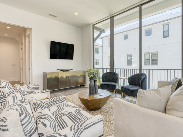 Luxury Vacation Pool Home in Miramar Beach Close to Beach