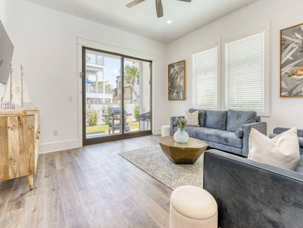 Luxury Vacation Pool Home in Miramar Beach Close to Beach