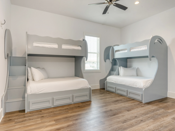 Luxury Vacation Pool Home in Miramar Beach Close to Beach