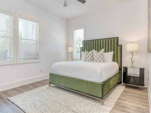 Luxury Vacation Pool Home in Miramar Beach Close to Beach