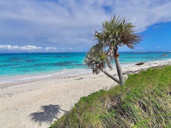 Bahamas Three Bedroom Oceanfront Vacation Rentals