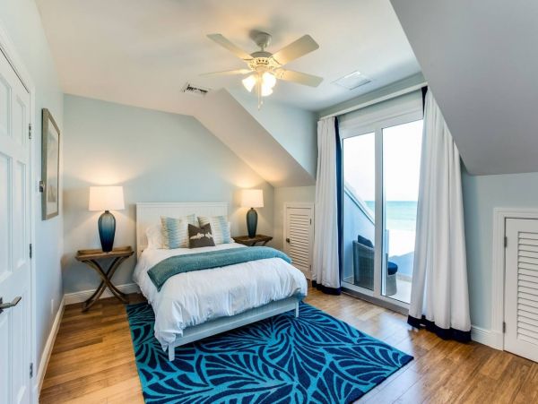 Beachfront Luxury Vacation Town House  Villa in Bahamas with Ocean Views