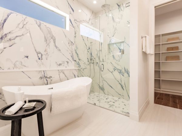 Lavish Four Bedroom Vacation Rental on Naples Private Pool