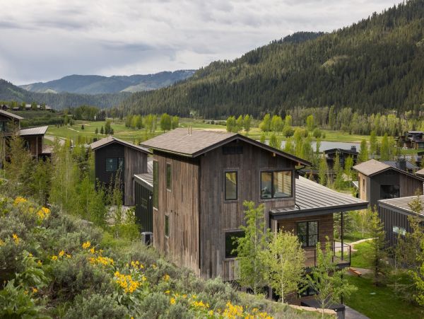 Luxury Vacation Home in Jackson Hole with Views and Hot Tub