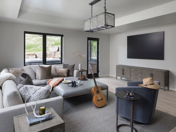 Luxury Vacation Home in Jackson Hole with Views and Hot Tub
