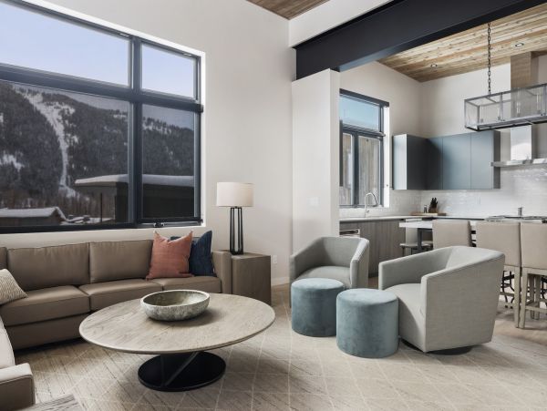 Luxury Vacation Home in Jackson Hole with Views and Hot Tub