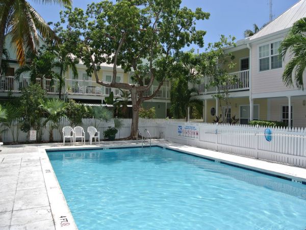 Key West Vacation Condo Two Bedroom Walk to Beach