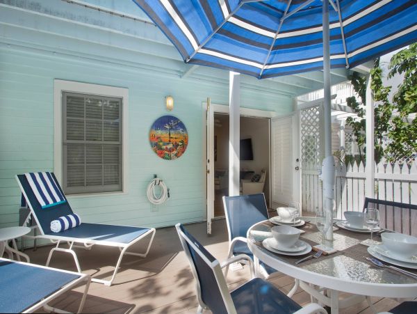 Key West Vacation Condo Two Bedroom Walk to Beach