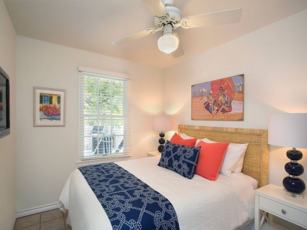 Key West Vacation Condo Two Bedroom Walk to Beach