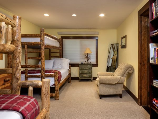 Luxurious Teton Village Retreat - Your Ideal Jackson Hole Getaway