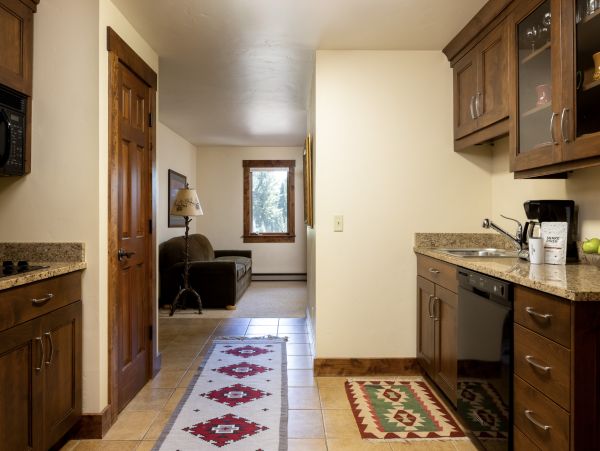 Luxurious Teton Village Retreat - Your Ideal Jackson Hole Getaway