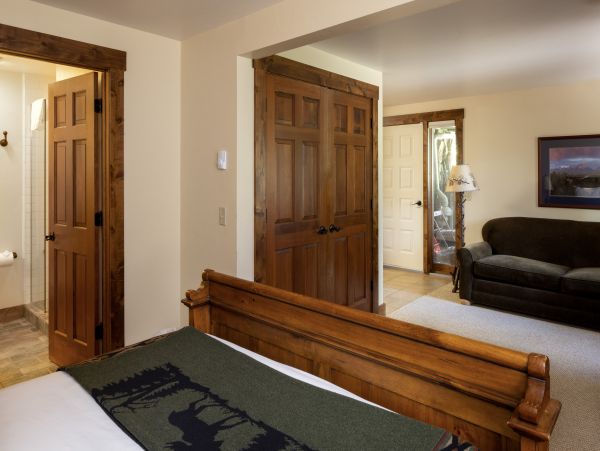 Luxurious Teton Village Retreat - Your Ideal Jackson Hole Getaway