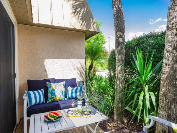 Siesta Key Vacation Condo Two Bedroom Walk to Beach